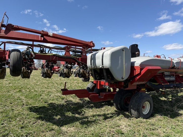 2008-case-ih-1200-image-11