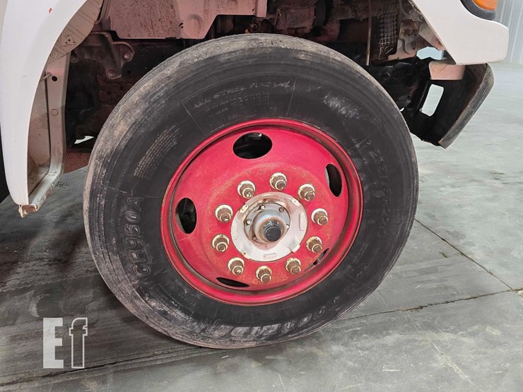 2000-ford-f650-sd-image-27