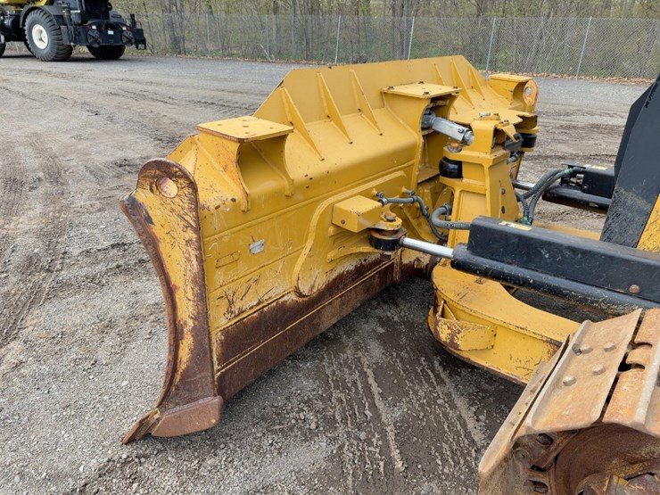 2016-caterpillar-d6k2-xl-image-10