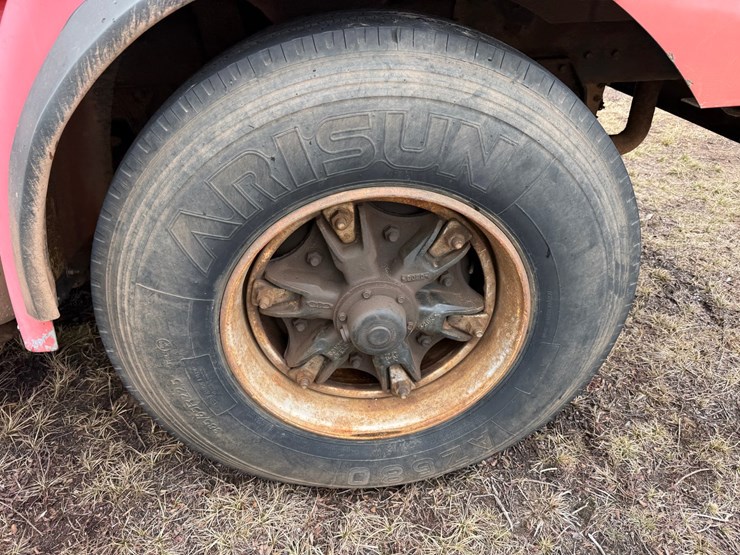 1999-western-star-5864ss-image-70