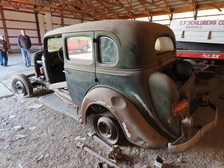 1934-chevrolet-4dr-sedan-image-5