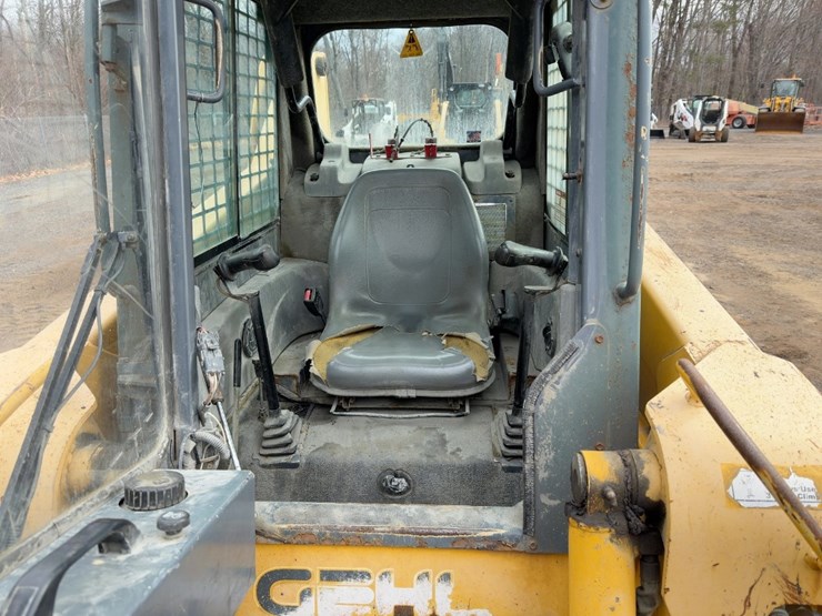 2006-gehl-5640-image-16