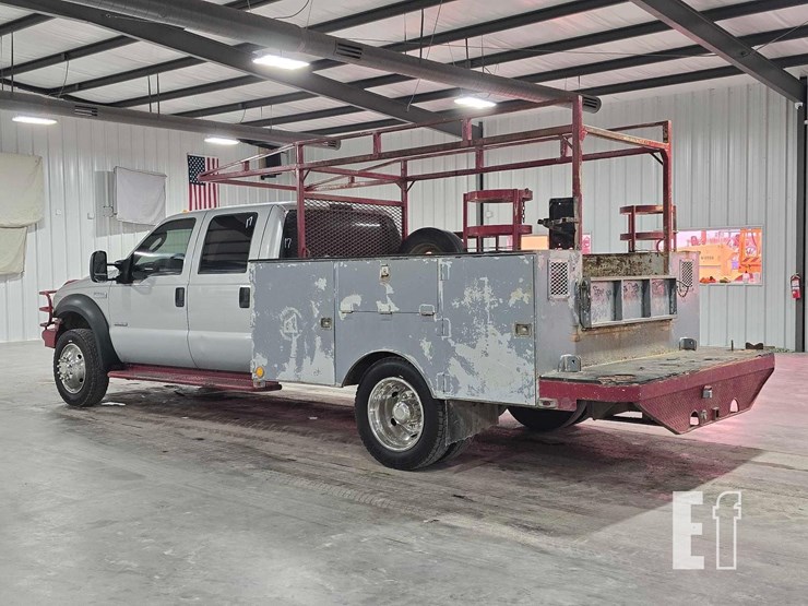 2007-ford-f550-image-4