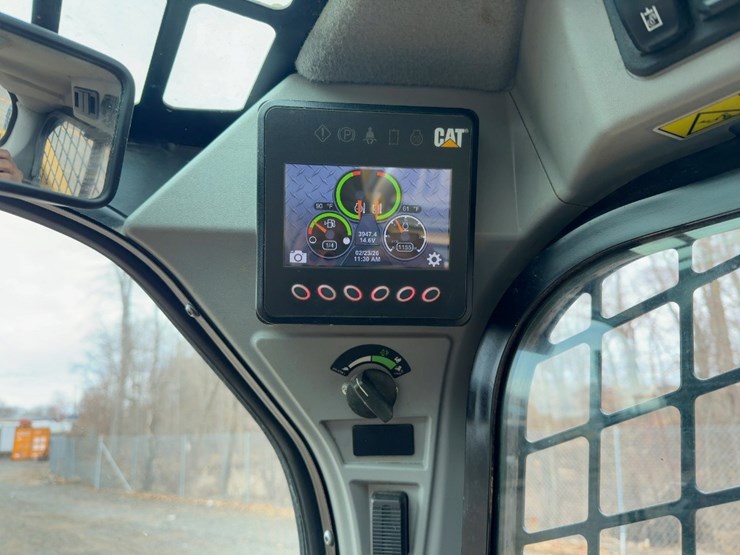 2021-caterpillar-289d3-image-26