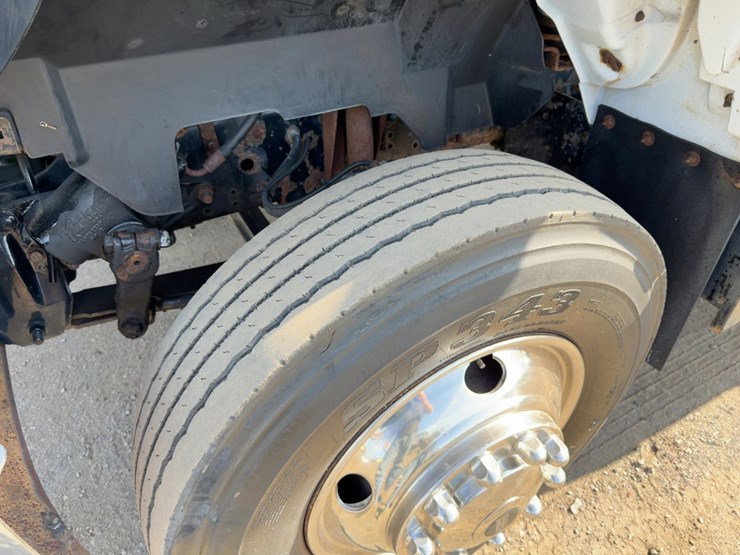 2001-caterpillar-3126-image-9