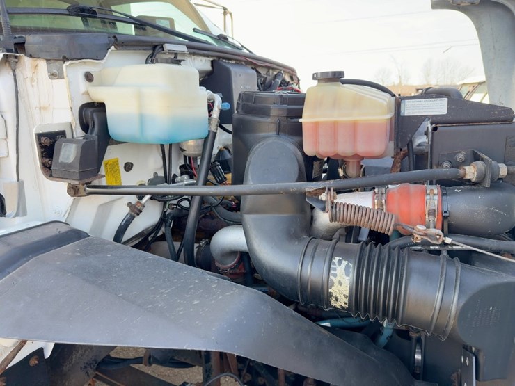 2001-caterpillar-3126-image-12