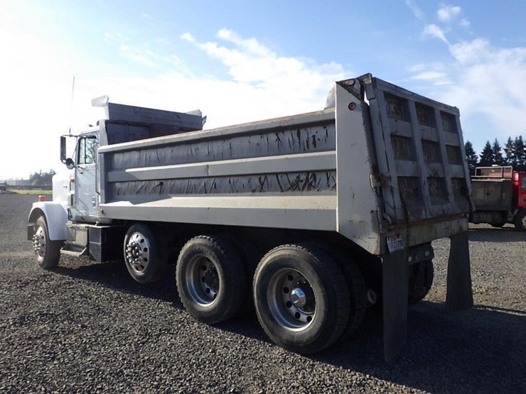 1999-international-9300-image-7