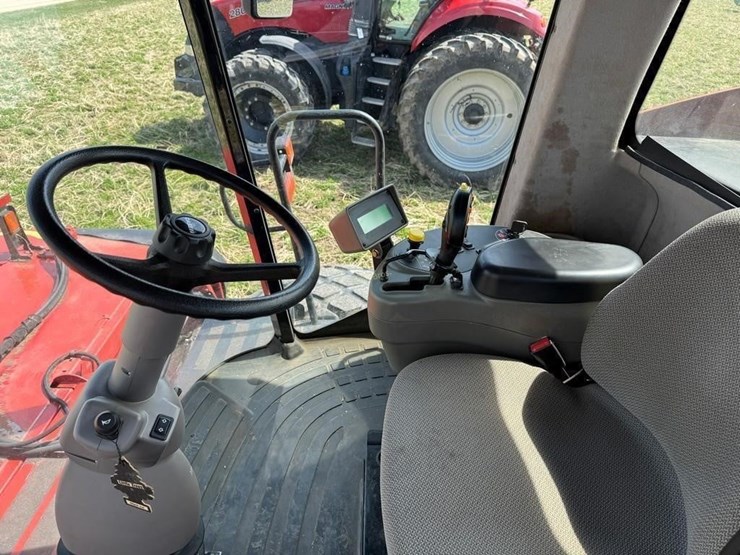 2015-case-ih-wd2504-image-25