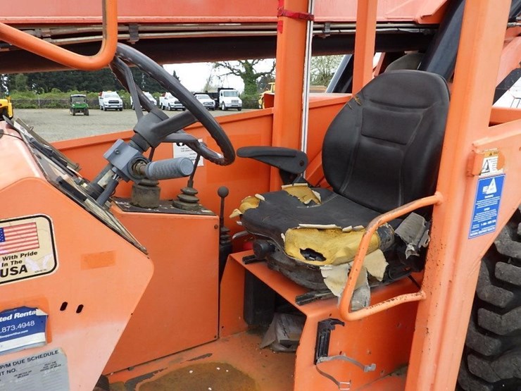 2011-jlg-10054-telescopic-reach-lift-image-30