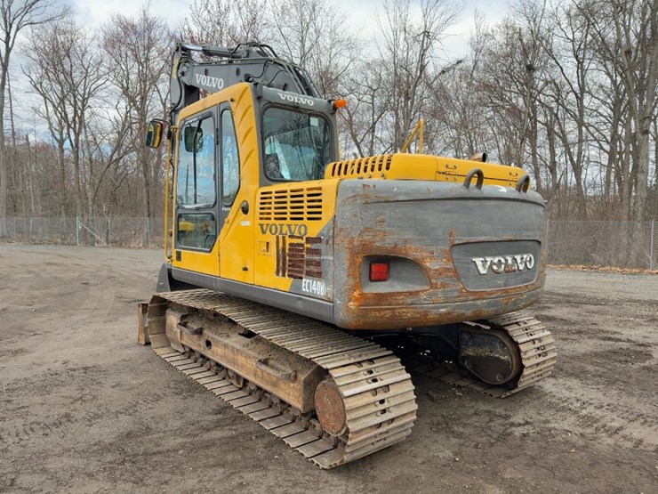 2006-volvo-ec140b-lc-image-3