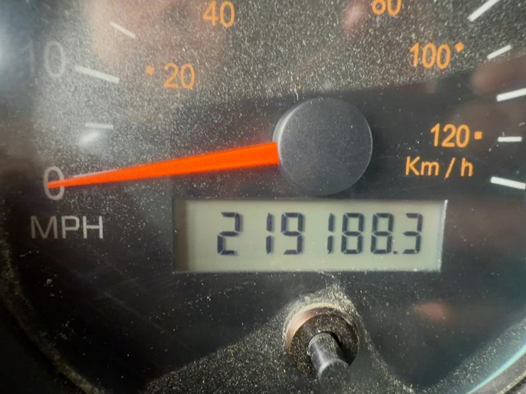 2003-kenworth-t800-image-33