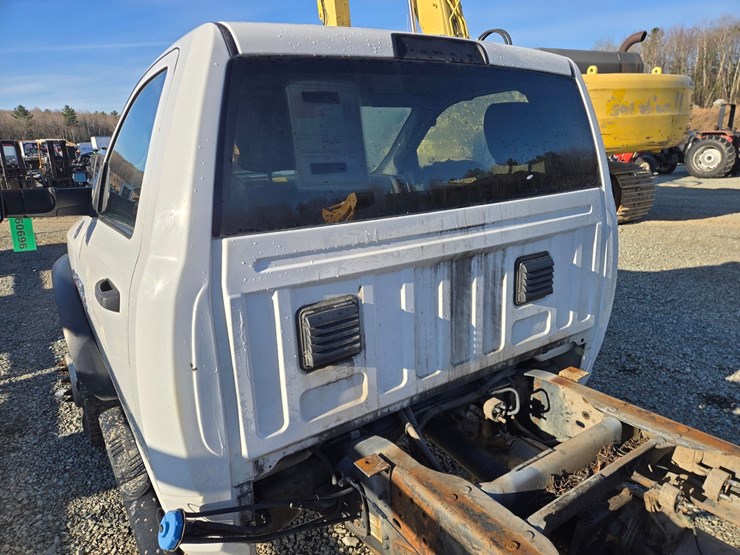 2017-massey-ferguson-8-image-20