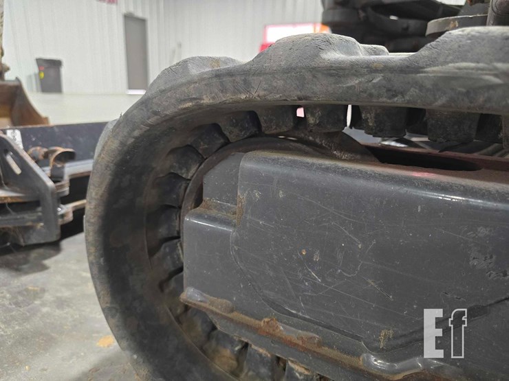 2022-bobcat-e20-image-29