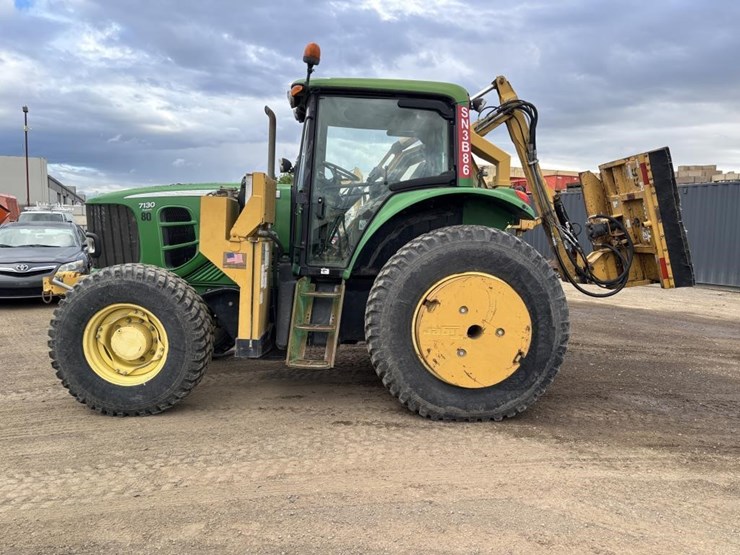 2008-john-deere-7130-image-5