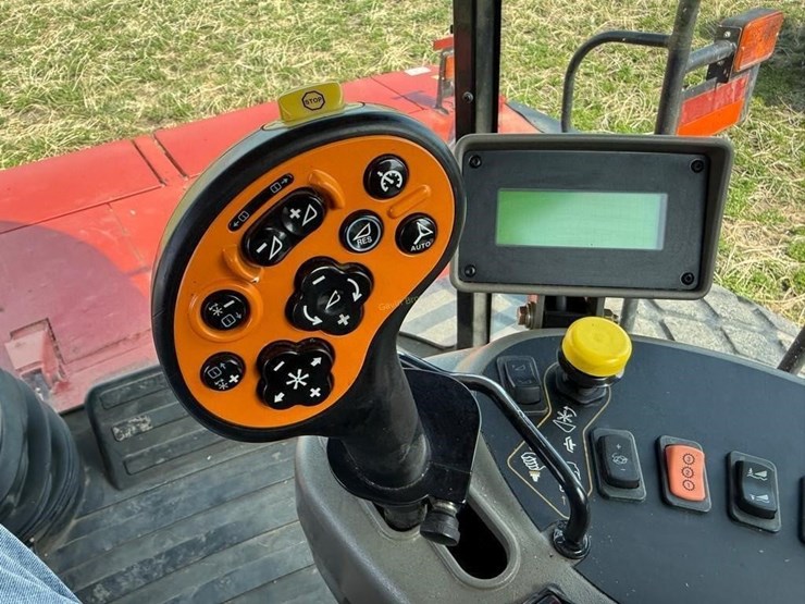 2015-case-ih-wd2504-image-26