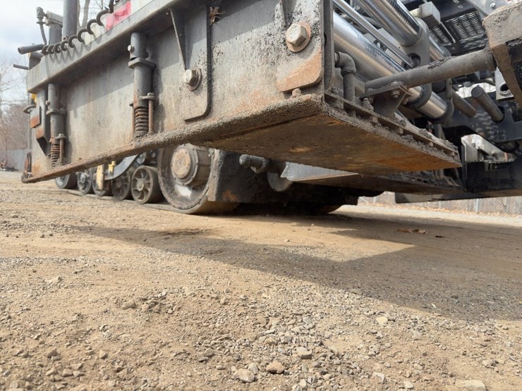 2010-caterpillar-ap-555e-image-26