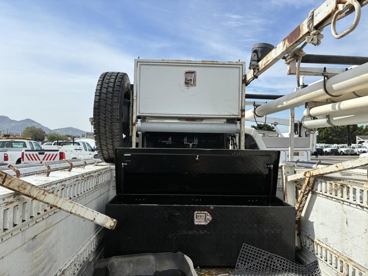 2012-ford-f450-image-13