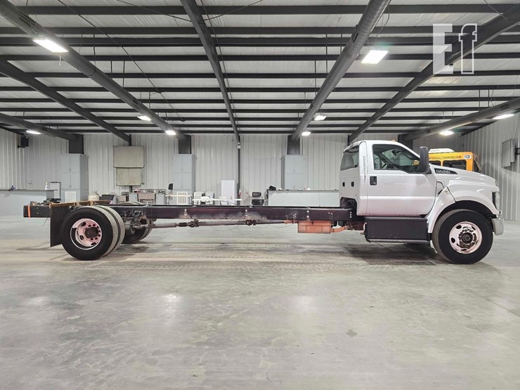 2019-ford-f750-sd-image-6