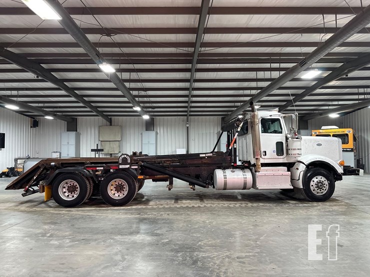 2017-peterbilt-367-image-6