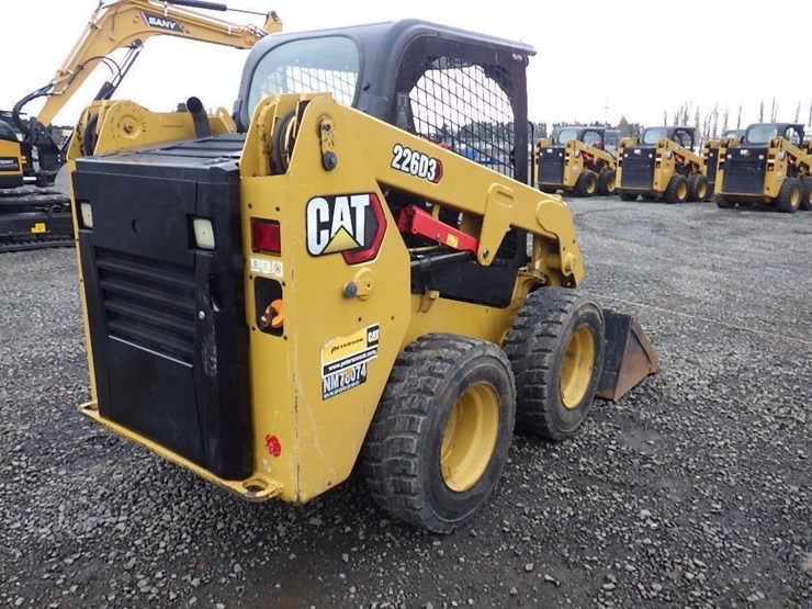 2020-caterpillar-226d3-image-5
