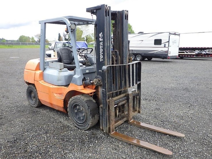 toyota-7fdu35-image-3