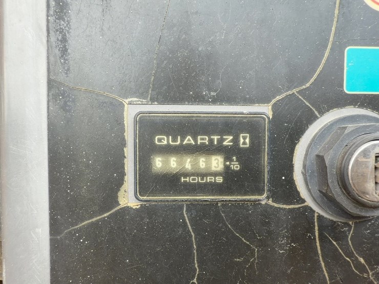 2008-jlg-800s-image-18