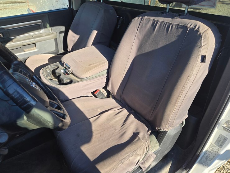 2017-massey-ferguson-8-image-51