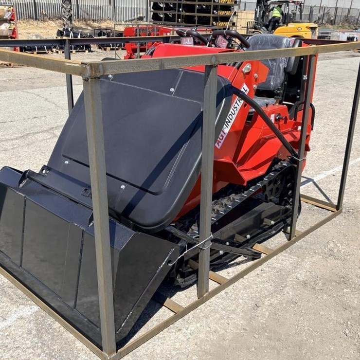 2026 AGT SDA-140T Crawler Loader