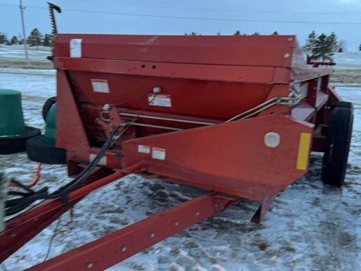 new-holland-195-image-8