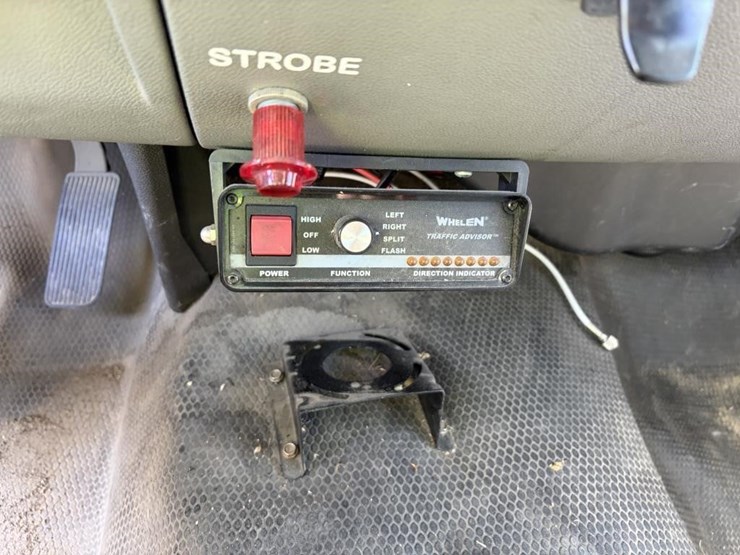 2008-chevrolet-silverado-2500-image-15