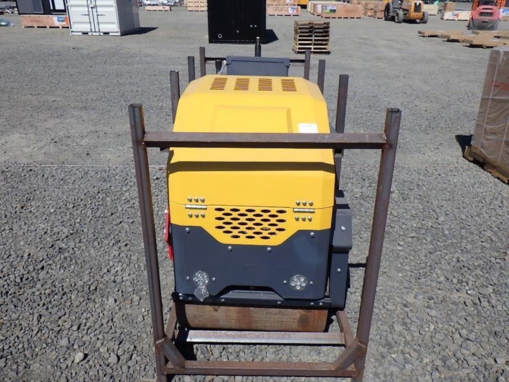 2026-sdlool-1000-vibratory-smooth-drum-roller-image-5