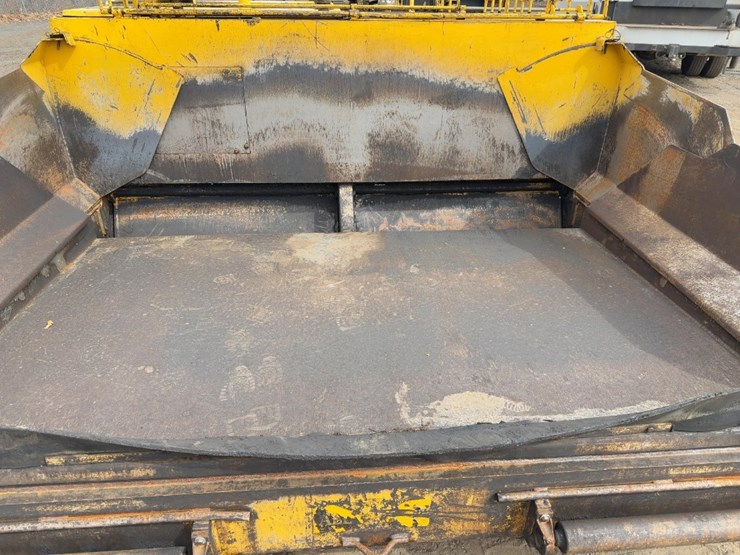 2005-gehl-1648-image-9