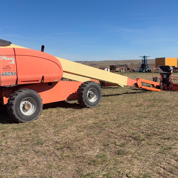 2005 JLG 660SJ