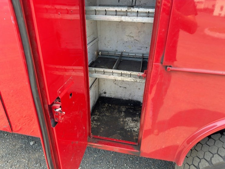 2003-ford-f450-xl-image-14