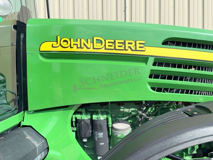 john-deere-200-image-21