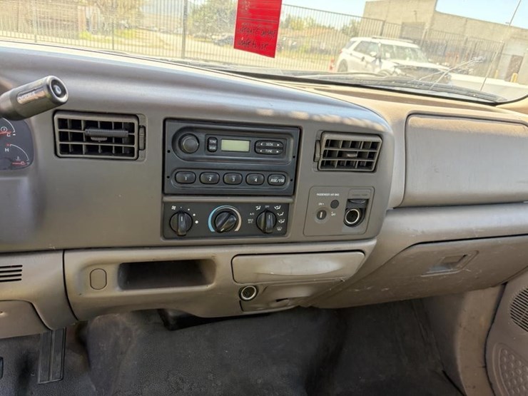 2004-ford-f350-image-14