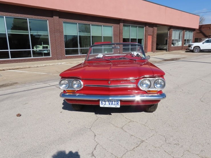 1963-chevrolet-corvair-monza-convertible-image-2