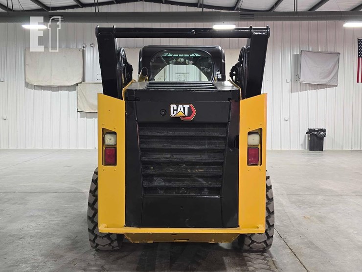 2022-caterpillar-262d3-image-8