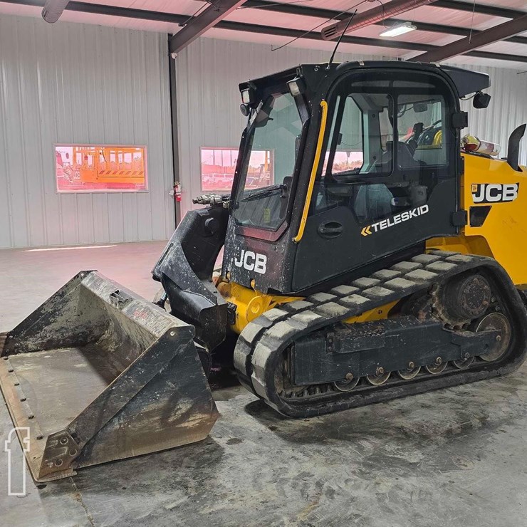 JCB 3TS-8T