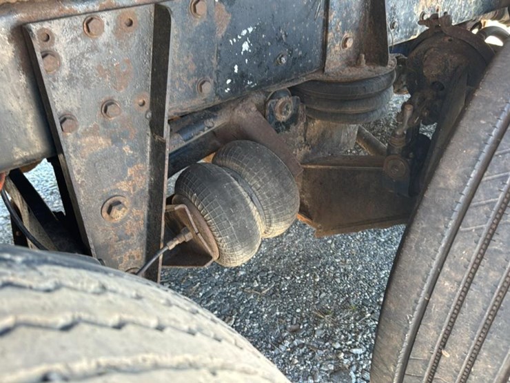 1993-kenworth-t450-image-22