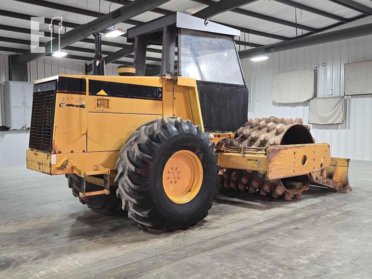 1996-caterpillar-cp-563c-image-3