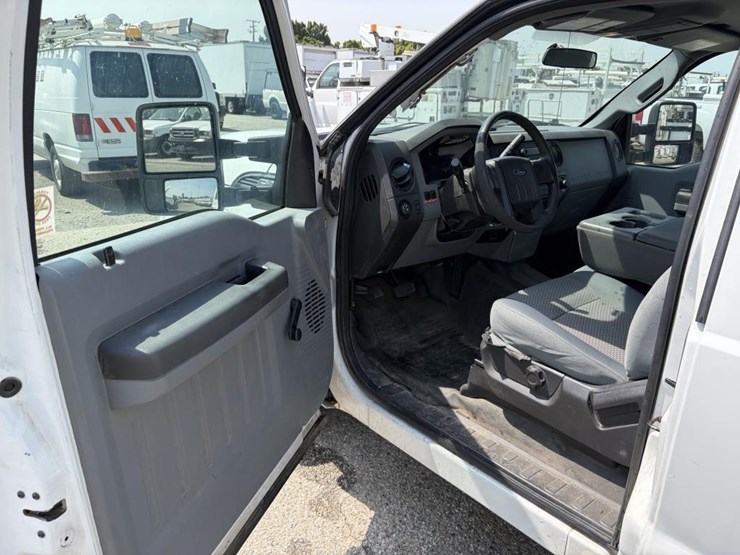 2015-ford-f250-image-13