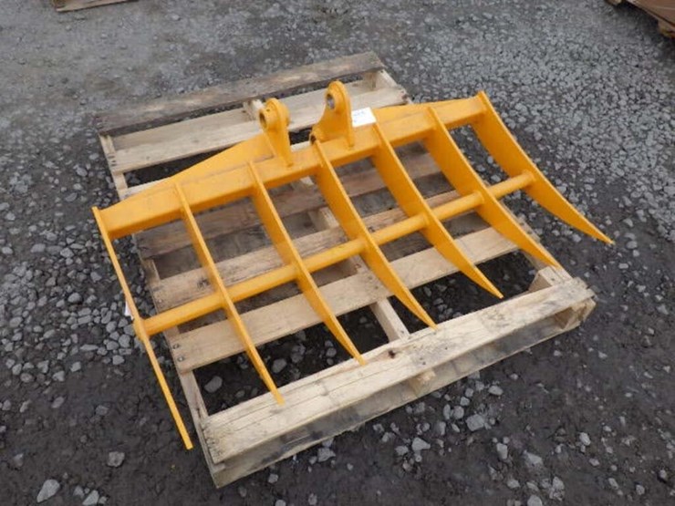 caterpillar-303-image-4