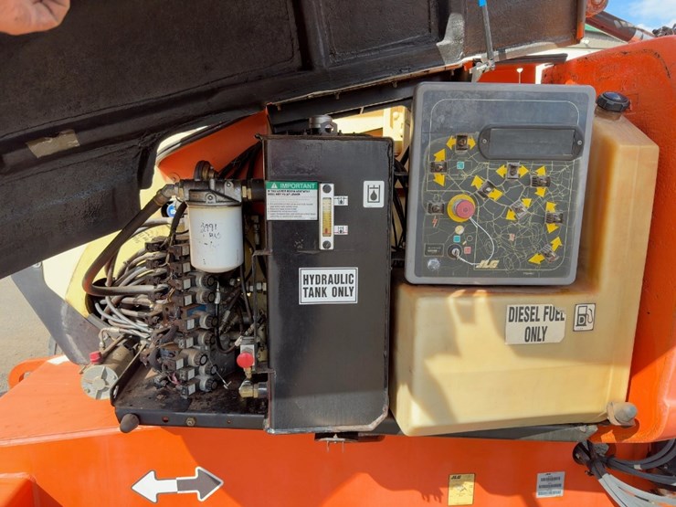 2003-jlg-600aj-image-15