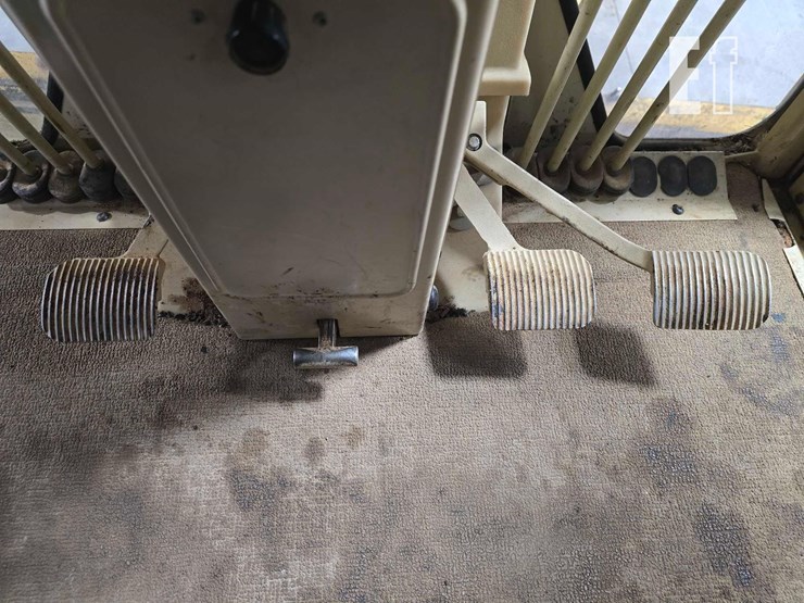 2003-caterpillar-140h-image-17