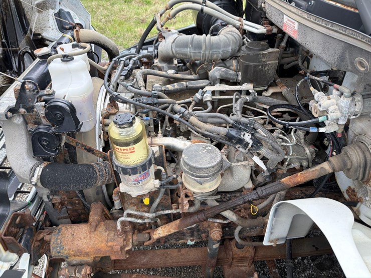 2018-hino-338-image-16