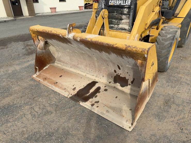 2000-caterpillar-416c-image-9