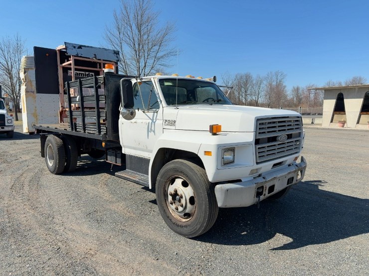 1989-ford-f600-image-7
