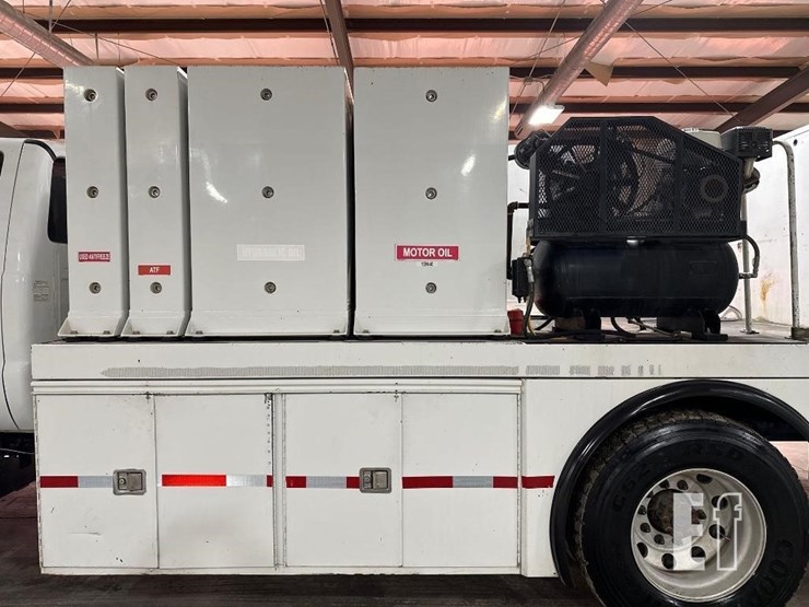 2015-ford-f750-sd-image-9