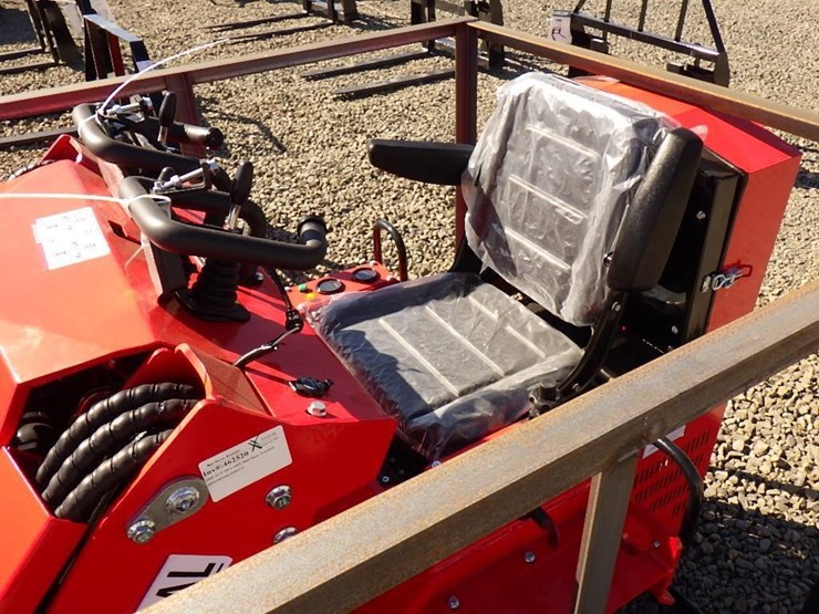 2026-agt-sda-140t-skid-steer-tracked-loader-image-9